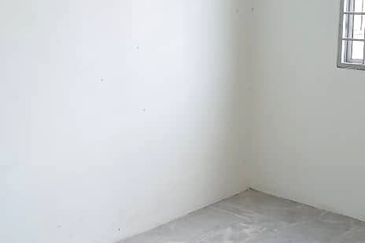 Kekwa Apartment @ Putra Perdana