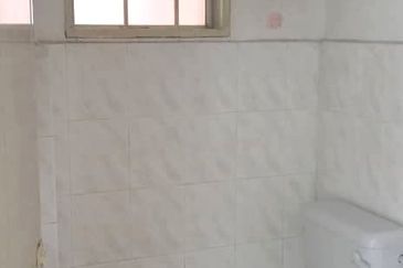 Kekwa Apartment @ Putra Perdana