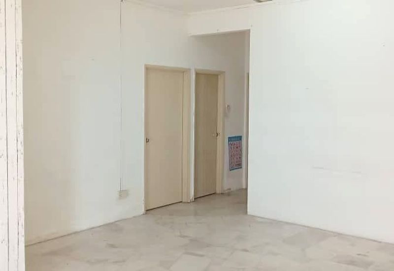 Kekwa Apartment @ Putra Perdana