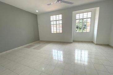 Taman Mawar, Bandar Baru Salak Tinggi