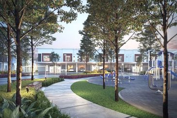 Damaris @ Ara Sendayan