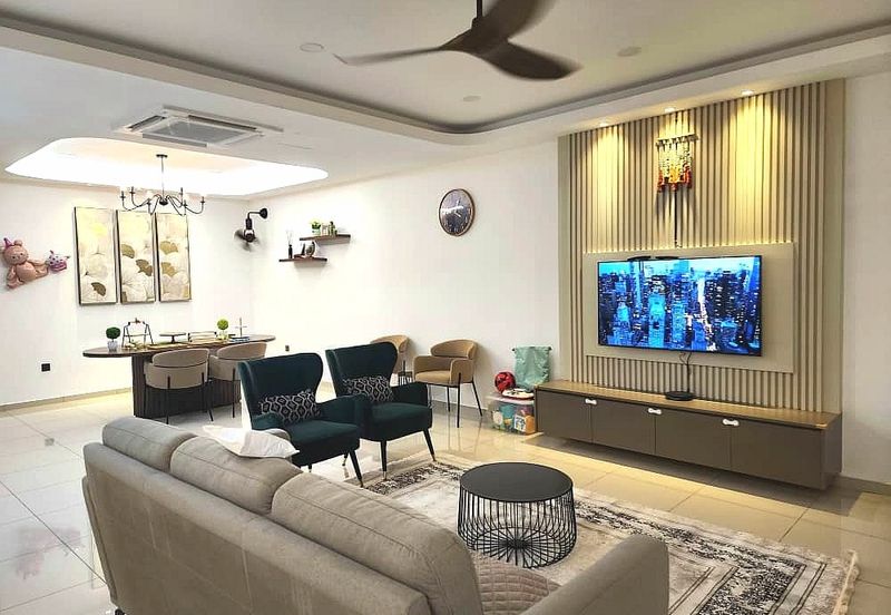 Damaris @ Ara Sendayan