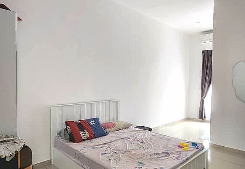 Damaris @ Ara Sendayan