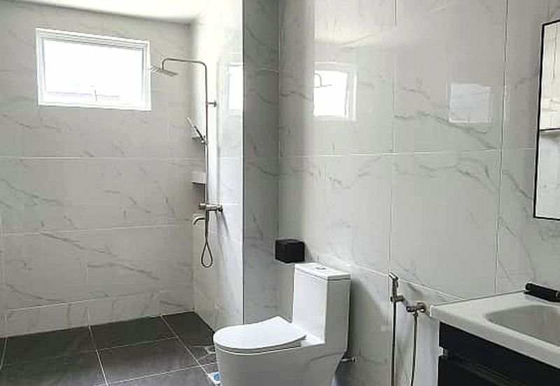 Damaris @ Ara Sendayan