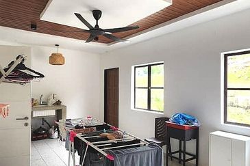 Damaris @ Ara Sendayan