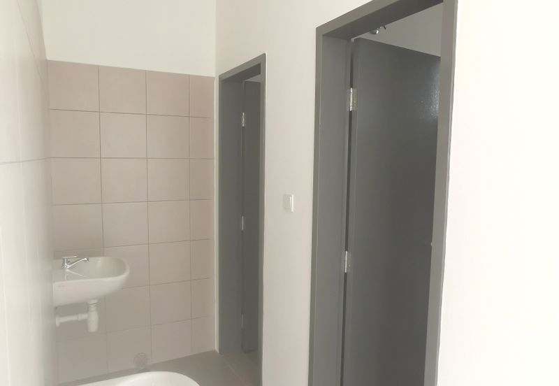 Jade Square 2 @ Jade Hill