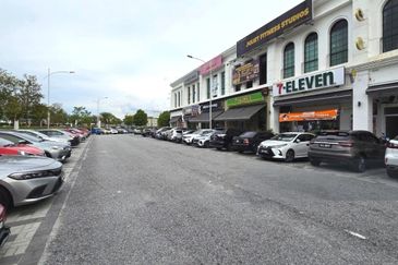 Silver Square @ Eco Majestic