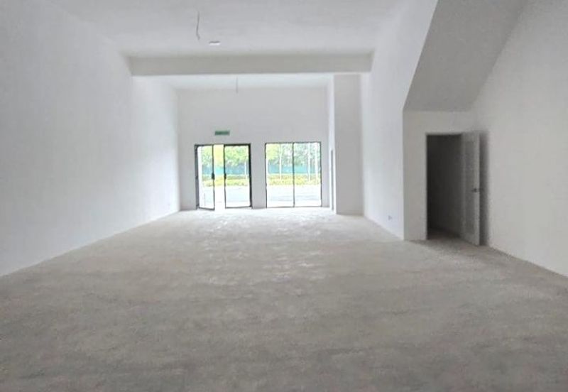 Silver Square @ Eco Majestic