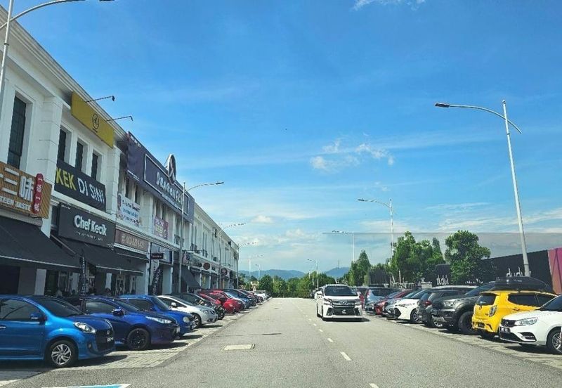 Silver Square @ Eco Majestic