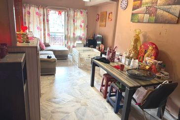 Garden Tower Apartment