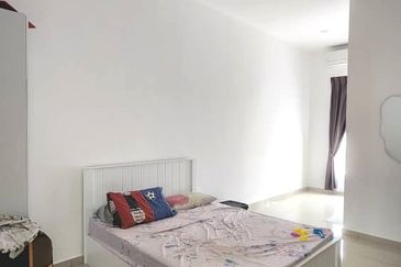 Damaris @ Ara Sendayan