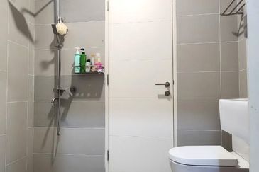 Damaris @ Ara Sendayan