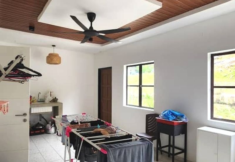 Damaris @ Ara Sendayan