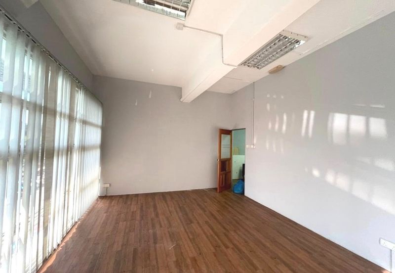 Laman Seri Business Park