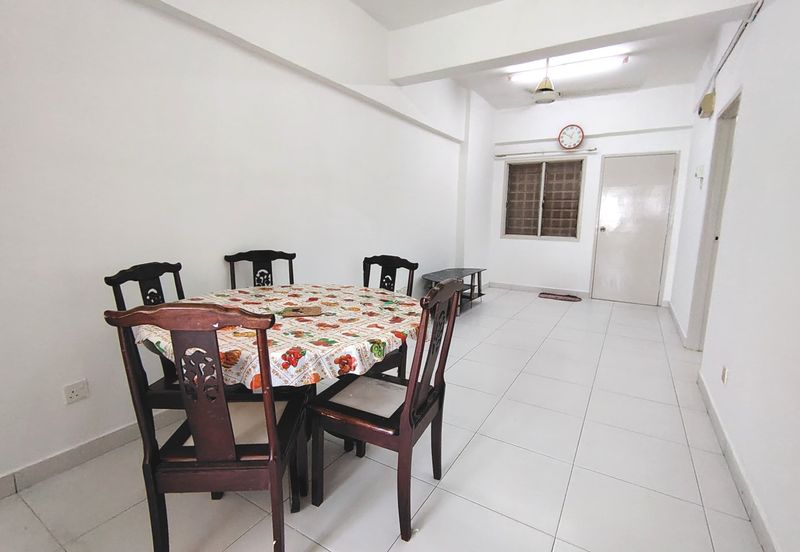 Permai Court 1