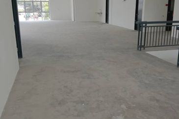 Nilai, 3 Storey Semi-D Brand New Industry, with Lift and Office, Facing Main Road