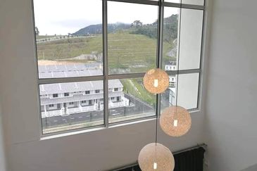 Cameron Golden Hills