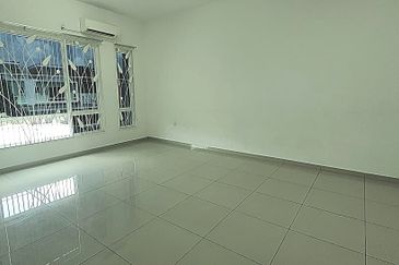 HIJAYU 3A @ BANDAR SRI SENDAYAN