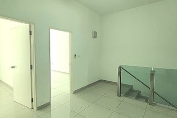 HIJAYU 3A @ BANDAR SRI SENDAYAN