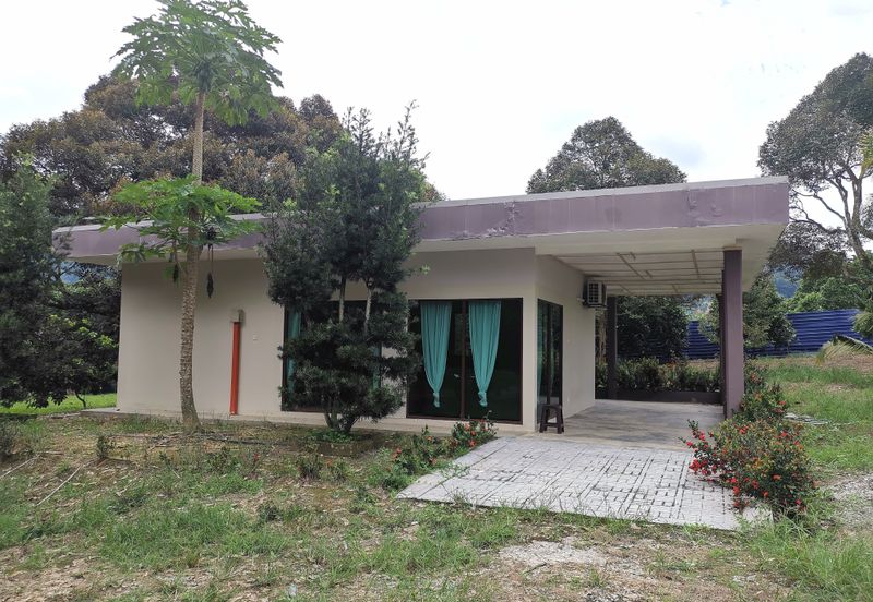 Kampung Mantin Dalam