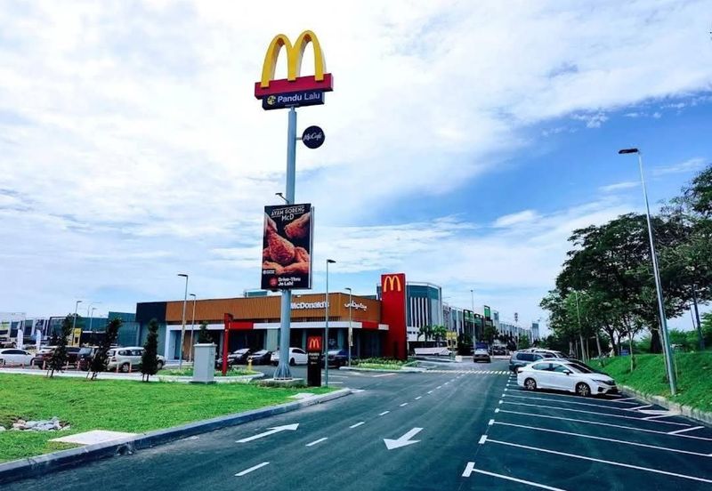 Sendayan Merchant Square