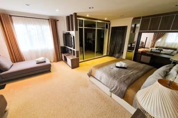 College Heights Garden Resort