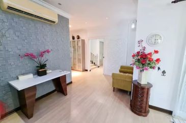 College Heights Garden Resort