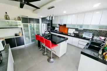 College Heights Garden Resort