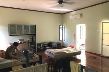 College Heights Garden Resort