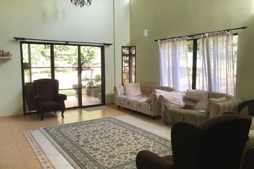 College Heights Garden Resort