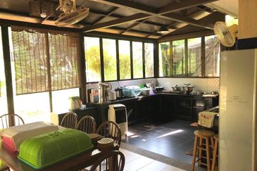 College Heights Garden Resort