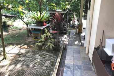 College Heights Garden Resort