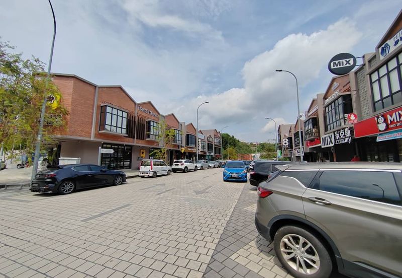 Pusat Komersial Lobak