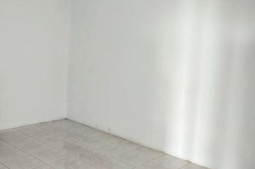 Sri Tanjung Apartment