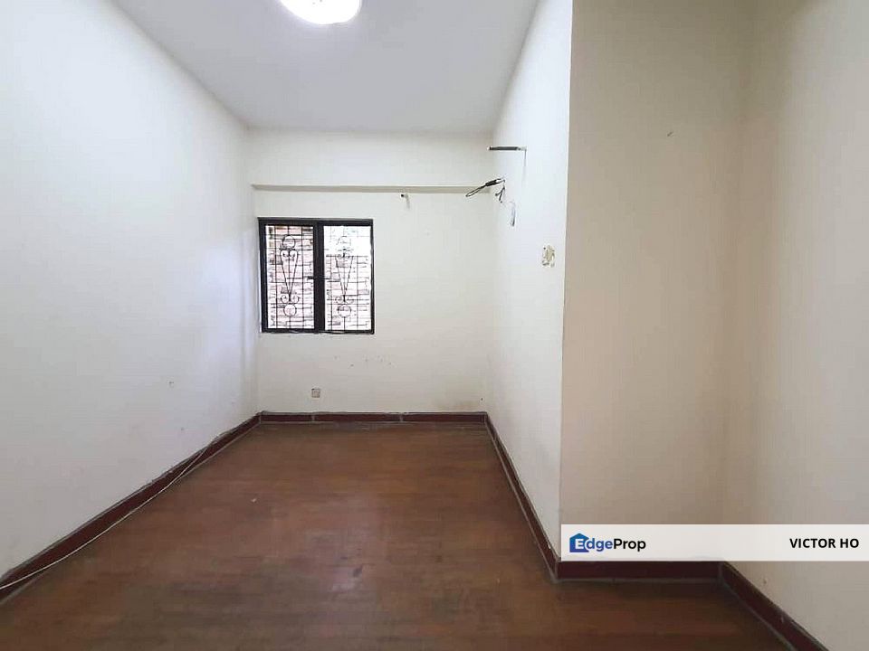 Mutiara Serdang, Seri Kembangan, Selangor Turf View [CORNERLOT LOWFLOOR 900sf KITCHENTOP FACINGOPEN MRT], Selangor, Seri Kembangan