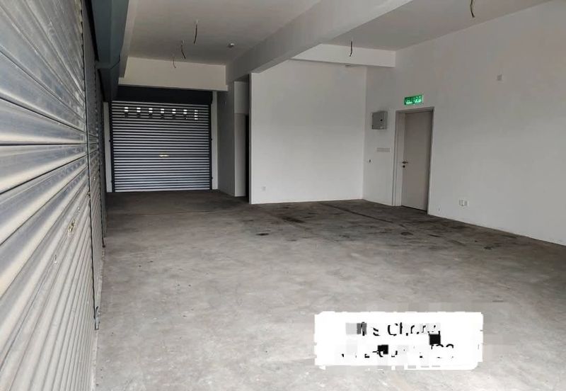 Oakland Commercial Centre