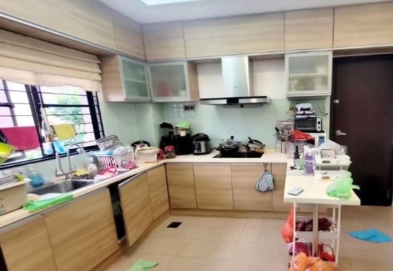 Bandar Puteri Puchong, Selangor, 7 ROOM Bungalow 5000 Sqft Freehold 24 Hrs Security
