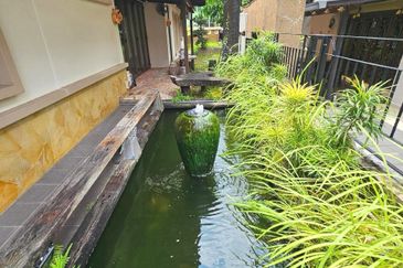 Bandar Puteri Puchong, Selangor, 7 ROOM Bungalow 5000 Sqft Freehold 24 Hrs Security