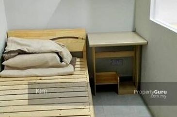 Glen Court, Bandar Sungai Long