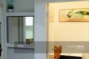 Glen Court, Bandar Sungai Long