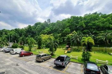 Mutiara Indah Apartment