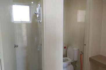 The i Residence Condominum