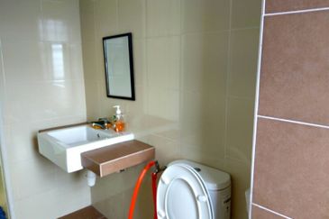 The i Residence Condominum