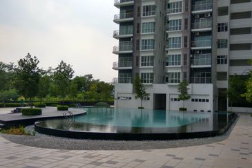 The i Residence Condominum
