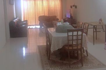 The i Residence Condominum