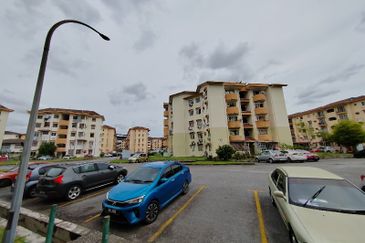 Subang Perdana Goodyear Court 3