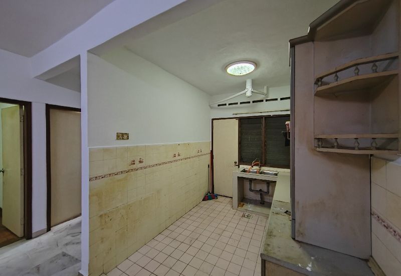 Subang Perdana Goodyear Court 3