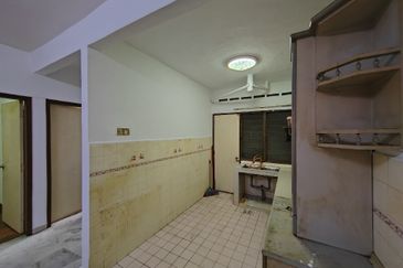 Subang Perdana Goodyear Court 3