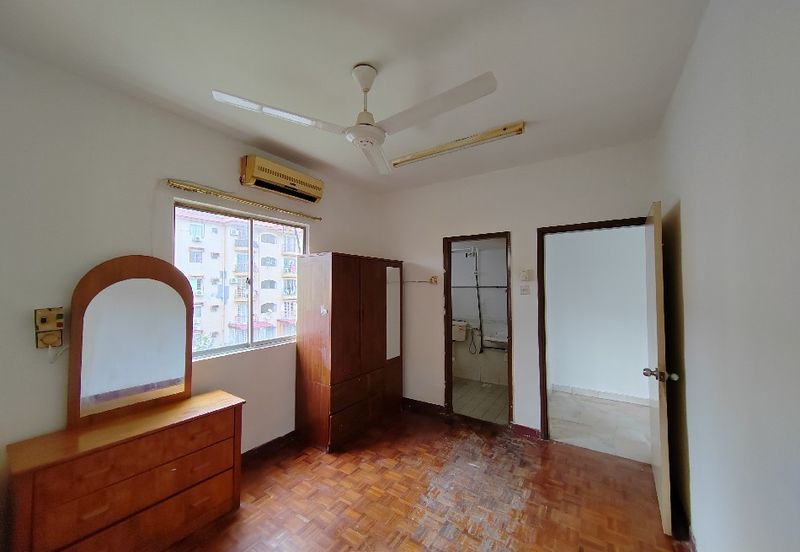 Subang Perdana Goodyear Court 3