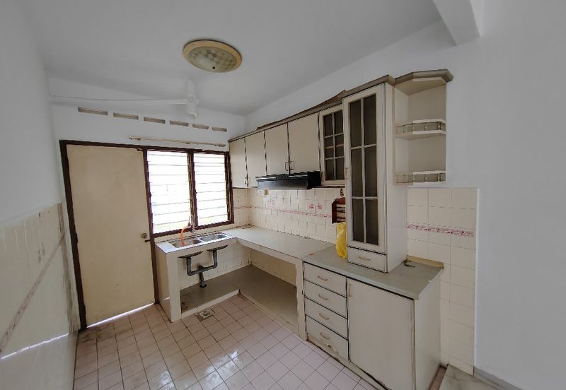 Subang Perdana Goodyear Court 3